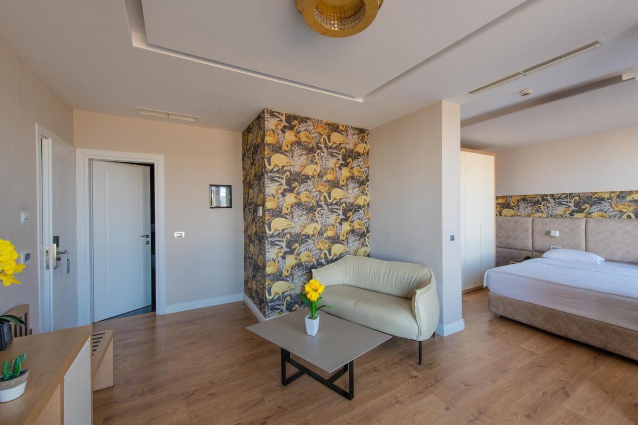 Marina Premium Hotel & Apartment Vlora Kültér fotó