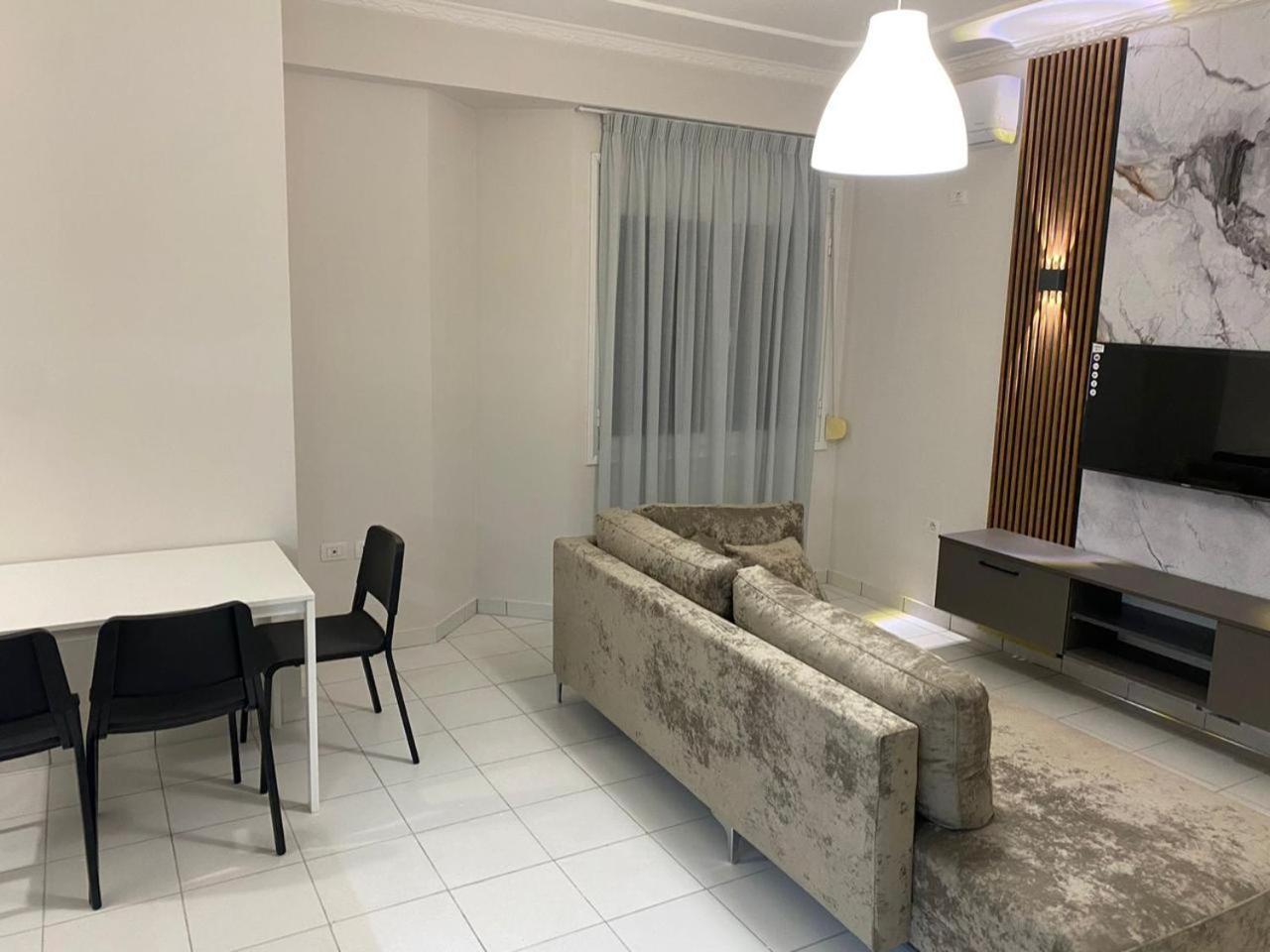 Marina Premium Hotel & Apartment Vlora Szoba fotó