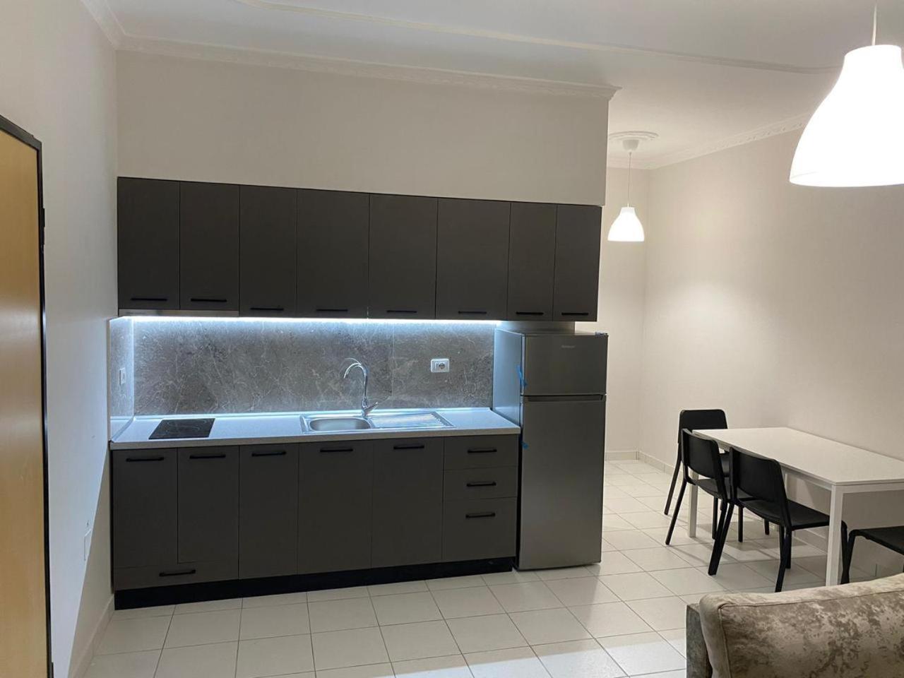 Marina Premium Hotel & Apartment Vlora Kültér fotó